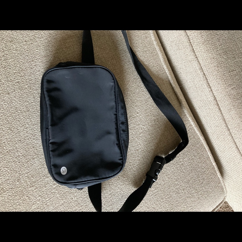Black Belt Bag